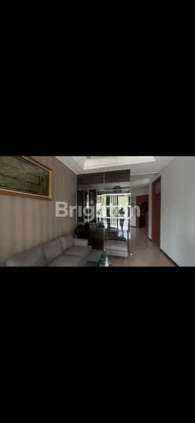 image  MURAH RUMAH 2 LANTAI FULL FURNISED DI MANYAR KARTIKA DEKAT ITS GALAXY MALL MERR PAKUWON CITY RS UNAIR KENJERAN (2)