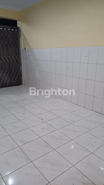 image TOKO STRATEGIS DI PEDUNGAN (3)