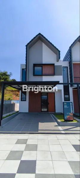 RUMAH BARU DI MANSION HILLS JATINANGOR DEKAT KAWASAN KAMPUS. LOKASI STRATEGIS AKSES MUDAH KE TOL PADALEUNYI DAN TOL CISUMDAWU