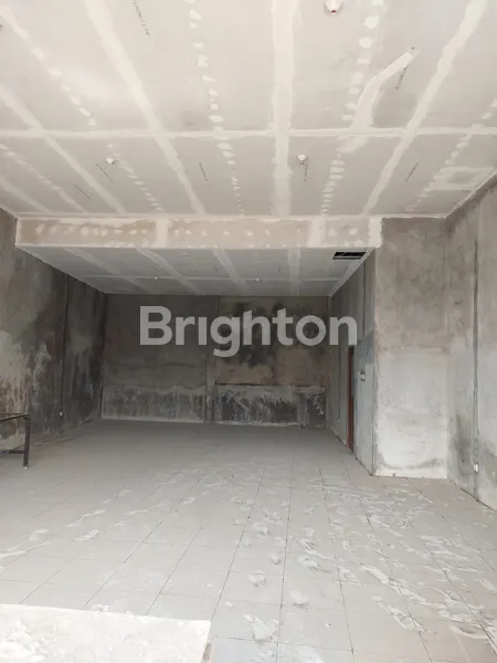 image RUKO DISEWAKAN DI PERERENAN – LOKASI STRATEGIS (5)