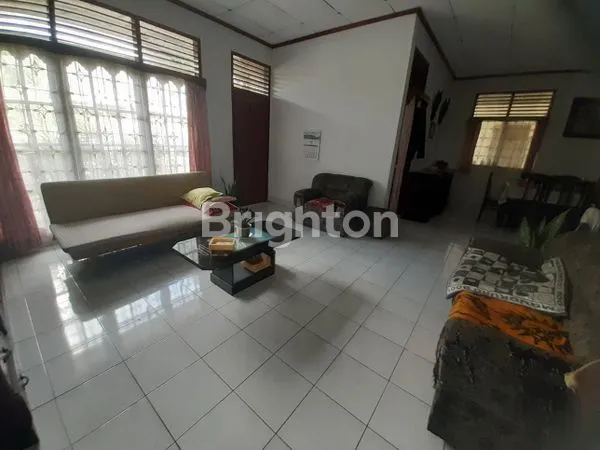 image RUMAH MEWAH ASRI DAN NYAMAN DI JL WIRASWASTA 2 (2)