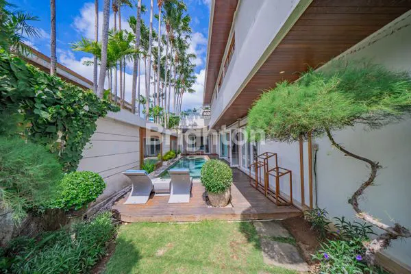 image VILLA CANTIK 3 KAMAR TIDUR DI UMALAS KEROBOKAN (1)