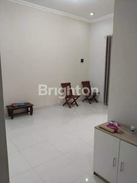 image RUMAH CANTIK SIAP HUNI DI JASMINE PARK PLAMONGAN INDAH SEMARANG (5)