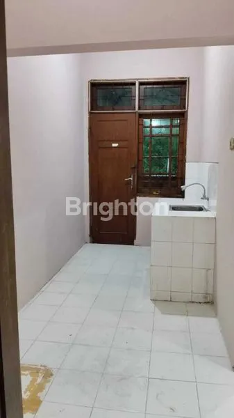 image RUMAH SAKURA REGENCY KETINTANG LOKASI STRATEGIS  (6)