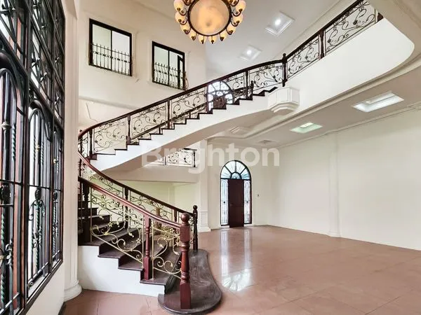 image DIJUAL VILLA MEWAH PINGGIR JALAN UTAMA MEDAN - POLONIA (1)