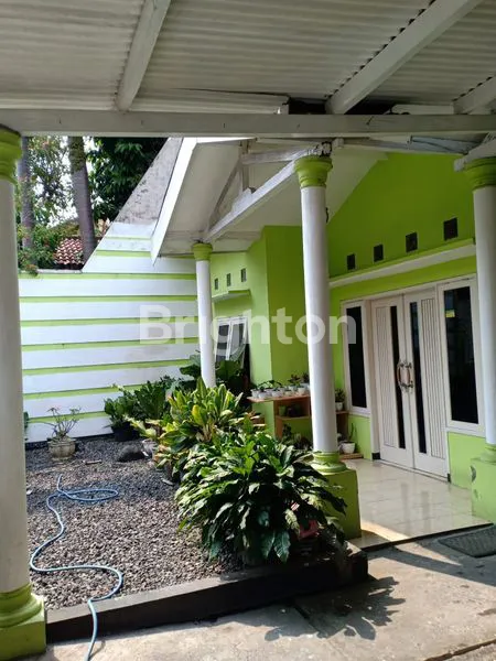 image RUMAH MEWAH 175/210 4KT DEKAT RS LAVALET, PUSAT KOTA MALANG (1)