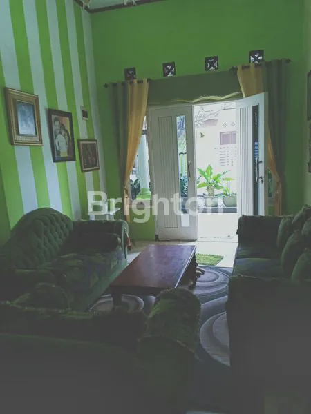 image RUMAH MEWAH 175/210 4KT DEKAT RS LAVALET, PUSAT KOTA MALANG (4)