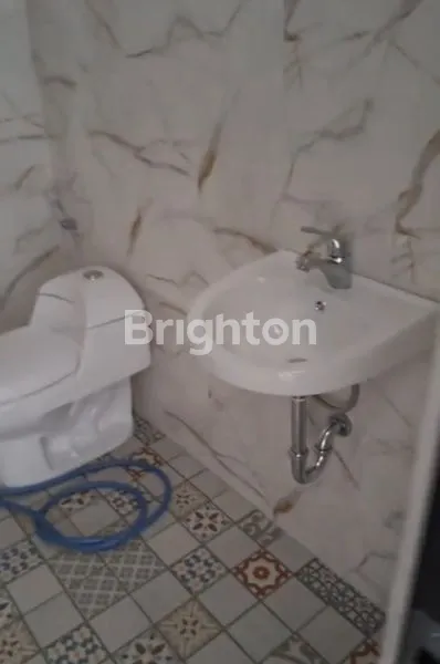 image RUKO BARU 2 LANTAI + ROOFTOP DIPINGGIR JALAN UTAMA CARGO (6)