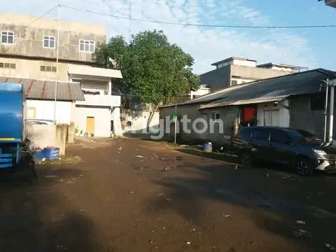 image RUANG USAHA DEKAT TOL JAGORAWI (4)