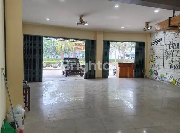 RUKO GANDENG NGANTONG KOMERSIL