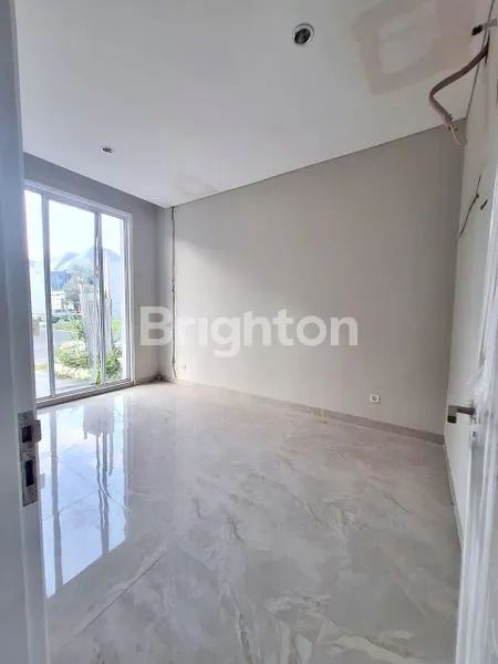 image DIJUAL/DISEWAKAN CITRALAND GAMACITY CLUSTER DEMPSEY HILL RUMAH BARU LEBAR 8 MTR (5)