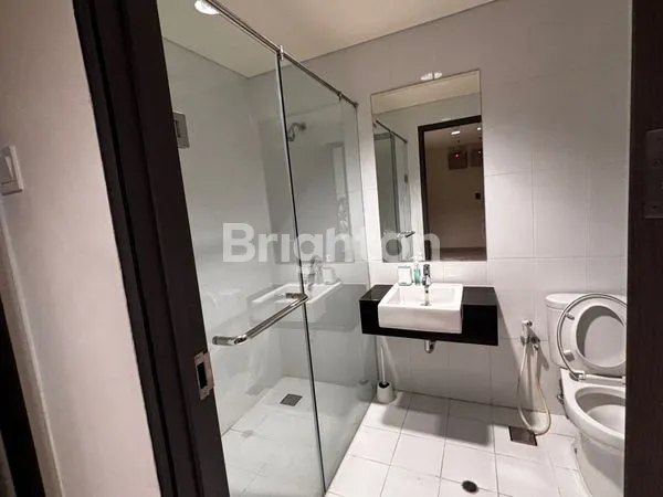 image APARTEMEN PRAXIS 2BR TENGAH KOTA SURABAYA  (4)