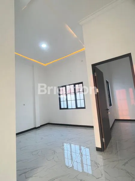 image RUMAH MINIMALIS BABATAN PANTAI TIMUR  (4)