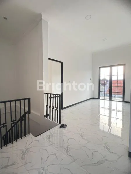 image RUMAH MINIMALIS BABATAN PANTAI TIMUR  (3)