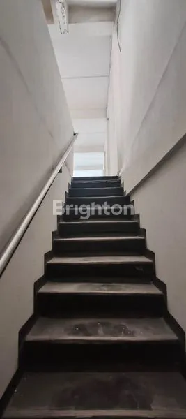 image RUKO 3 LANTAI DAERAH SURABAYA BARAT (3)