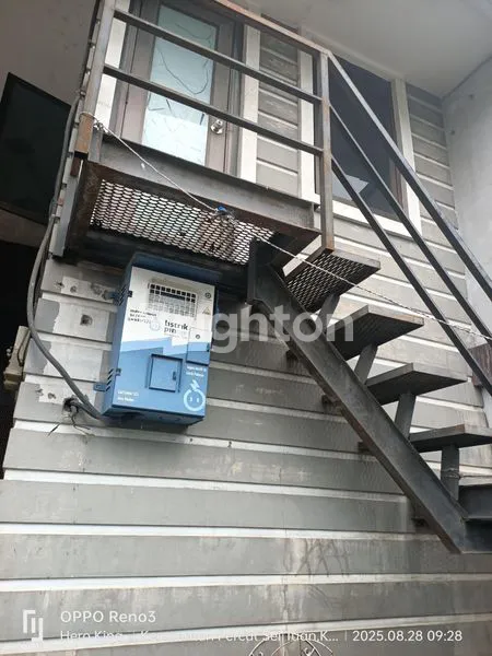 image GUDANG TRI IN ONE DIJUAL (4)