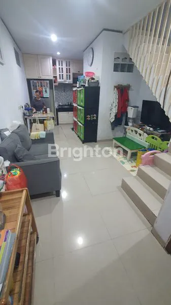 image RUMAH 3LANTAI HARGATERJANGKAU JELAMBAR GROGOL PETAMBURAN JAKARTA BARAT (3)