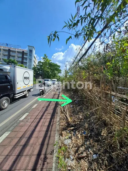 image BUC! TANAH LANGKA PINGGIR JALAN UTAMA – JIMBARAN, BALI (1)