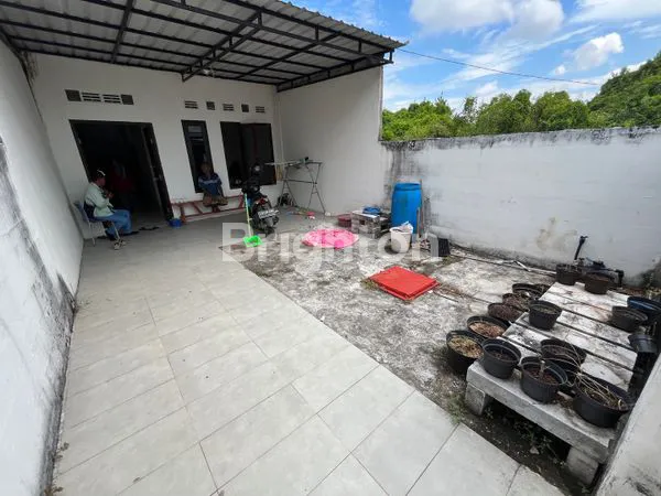 image RUMAH SIAP HUNI MINIMALIS DI MEDOKAN, LOKASI STRATEGIS, 5 MENIT KE KAMPUS UPN DAN RAYA MERR (NON FURNISHED) (2)