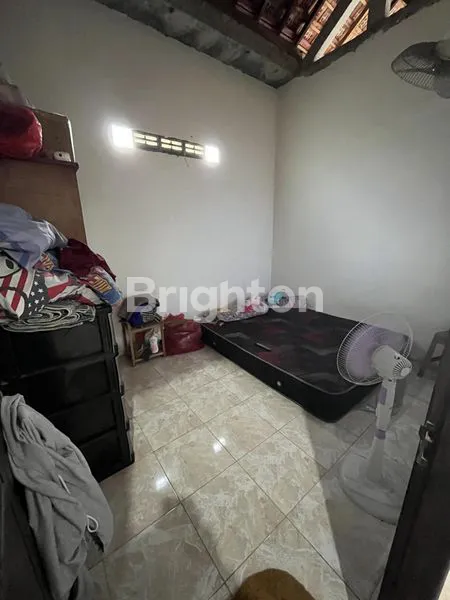 image RUMAH SIAP HUNI MINIMALIS DI MEDOKAN, LOKASI STRATEGIS, 5 MENIT KE KAMPUS UPN DAN RAYA MERR (NON FURNISHED) (4)