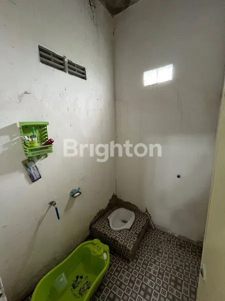 image RUMAH SIAP HUNI MINIMALIS DI MEDOKAN, LOKASI STRATEGIS, 5 MENIT KE KAMPUS UPN DAN RAYA MERR (NON FURNISHED) (7)