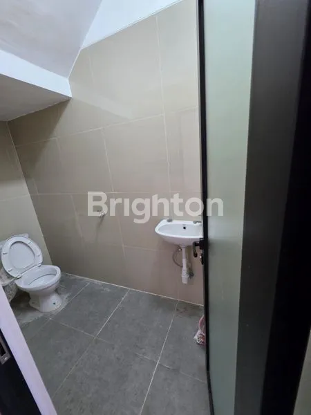 image RUKO IDEAL UNTUK KANTOR & USAHA<br />
 (2)