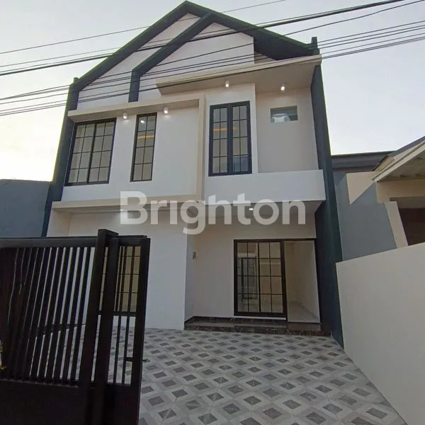 image RUMAH BARU GREES 2 LANTAI DEKAT SUTOREJO MULYOREJO ITS PAKUWON CITY KENJERAN (1)