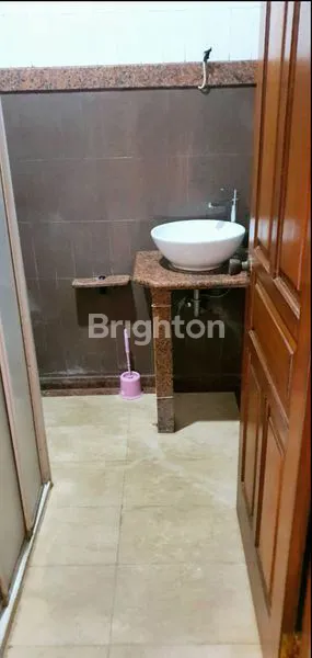 image TURUN HARGA RUMAH 2 LANTAI SIAP HUNI STRATEGIS DI ANTAPANI BANDUNG (7)