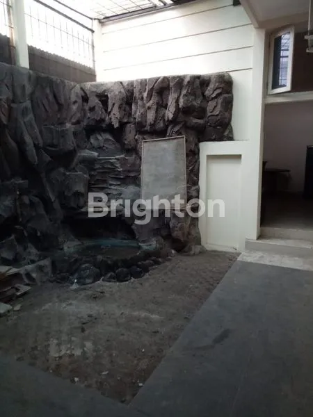 image SEGERA DAN SERIUS DI TENGAH KOTA (2)