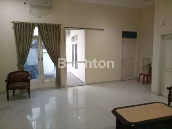 image SEGERA DAN SERIUS DI TENGAH KOTA (4)