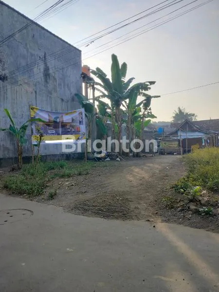 image PEKARANGAN SIAP BANGUN PEMDA SLEMAN DIKELILINGI PERUMAHAN (1)