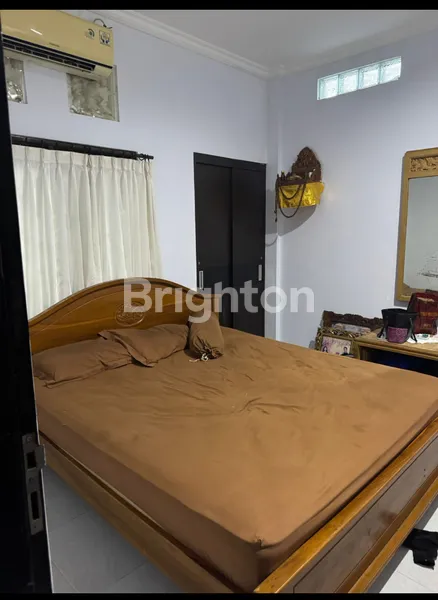 image DIJUAL HUNIAN EKSKLUSIF 2 LANTAI DILOKASI EMAS DENGAN AKSES JALAN LUAS NYAMAN DAN STRATEGIS (3)