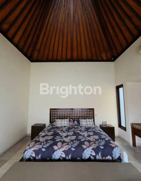 image PADONAN, CANGGU  5BR BIG VILLA WITH SWIMMING POOL RAYA PADONAN, CANGGU – BADUNG<br />
 (5)