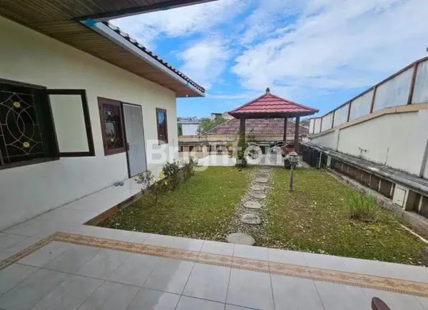 image RUMAH MEWAH DEKAT MALL BSB BALIKPAPAN (7)