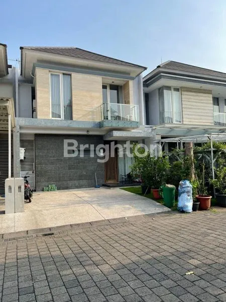 image RUMAH MEWAH 2 LANTAI WBM GRAND PALAIS, SIAP HUNI 4KT (1)