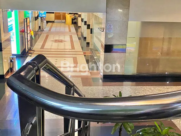 image OFFICE SPACE DENGAN USAHA SUDAH AKTIF BEROPERASI SELAMA 20 TAHUN DI MENARA IMPERIUM (3)