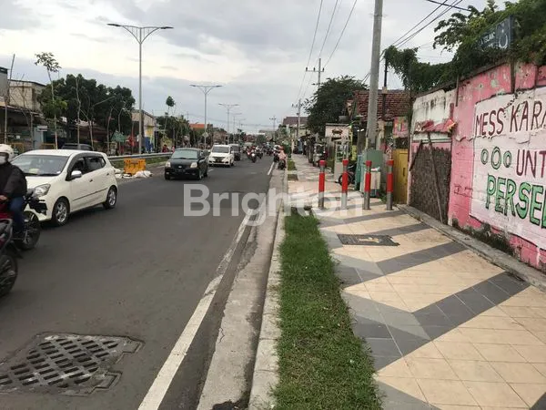 image TANAH LOKASI SANGAT STRATEGIS DAN KOMERSIAL (2)