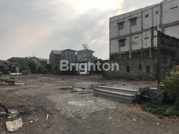 image TANAH LOKASI SANGAT STRATEGIS DAN KOMERSIAL (5)