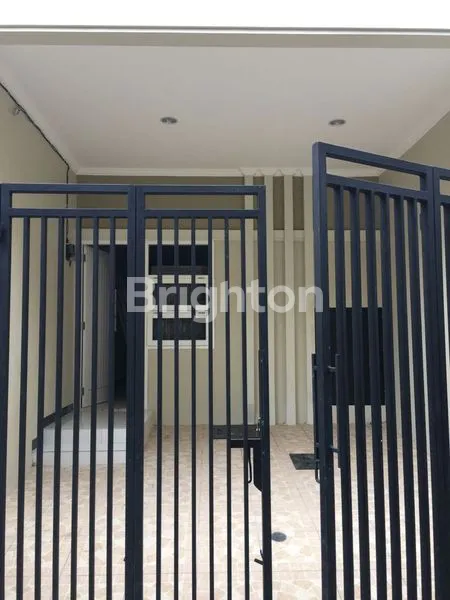 image RUMAH 3 LANTAI TANJUNG DUREN JAKARTA BARAT LOKASI STRATEGIS DEKAT SEKOLAH,UNIVERSITAS,PASAR DAN MAL (8)