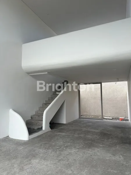 image RUKO DISEWAKAN – LOKASI STRATEGIS DEKAT PANTAI LYMA, PERERENAN (2)