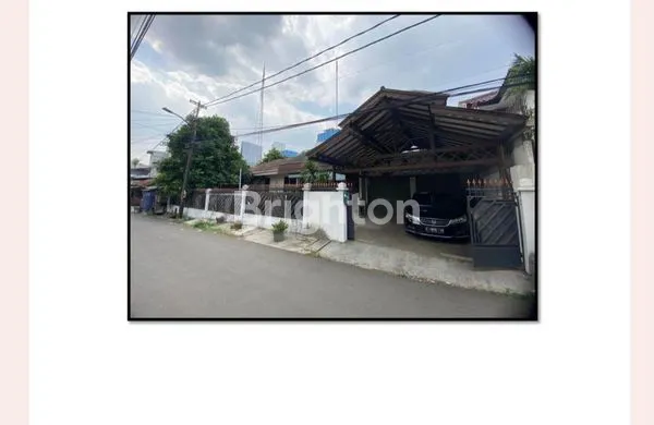 image RUMAH BAGUS DAN LUAS JERUK MANIS KEBON JERUK JAKARTA BARAT  (1)