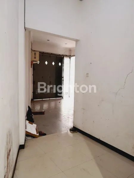 image RUMAH SIAP HUNI DENGAN KITCHEN SET MINIMALIS DI MEKAR WANGI BANDUNG (4)