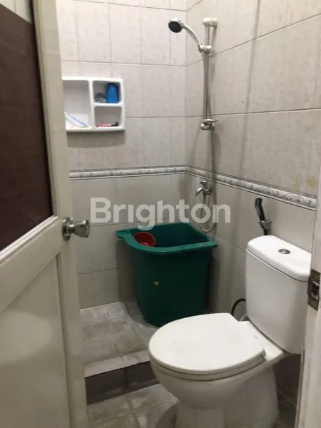 image JUAL RUKO 3 LANTAI DIPINGGIR JALAN SANGAT CUAN (2)