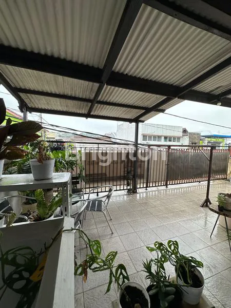 image RUMAH KOST 3 LANTAI + 2 RUKO STRATEGIS DI BARANANGSIANG BOGOR (1)