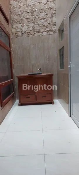 image RUMAH 2 LANTAI SIAP HUNI DI KEMANGGISAN (4)