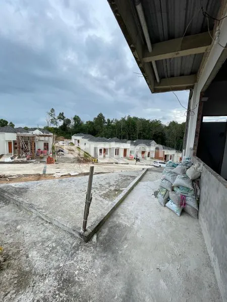 image DIJUAL MURAH!! RUMAH BANGUNAN 75% TINGGAL FINISHING (5)