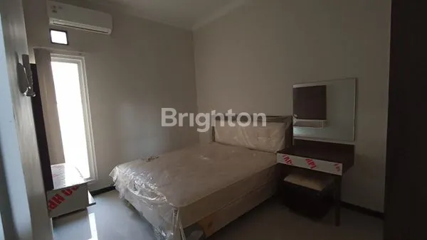 image RUMAH DI PERUMAHAN SUKOLILO DIAN REGENCY 2, JALAN SUKOLILO MULIA, FULL FURNISH SIAP HUNI (7)