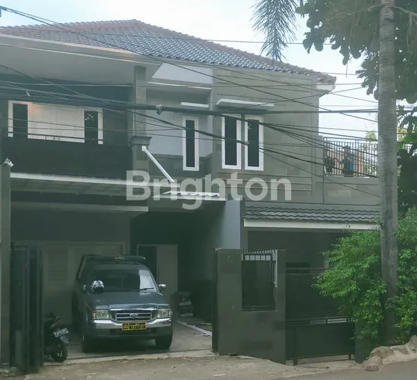 HUNIAN ASRI DAN NYAMAN AREA JAKSEL