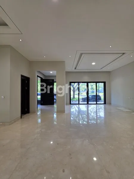 image RUMAH MEWAH, BANGUNAN MANDIRI, BSD CITY (3)