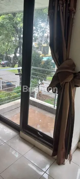 image HUNIAN TROPIS MODERN DI JABABEKA 2<br />
TROPICANA RESIDENCE – 2 LANTAI, SHM, HARGA FLEKSIBEL! (3)